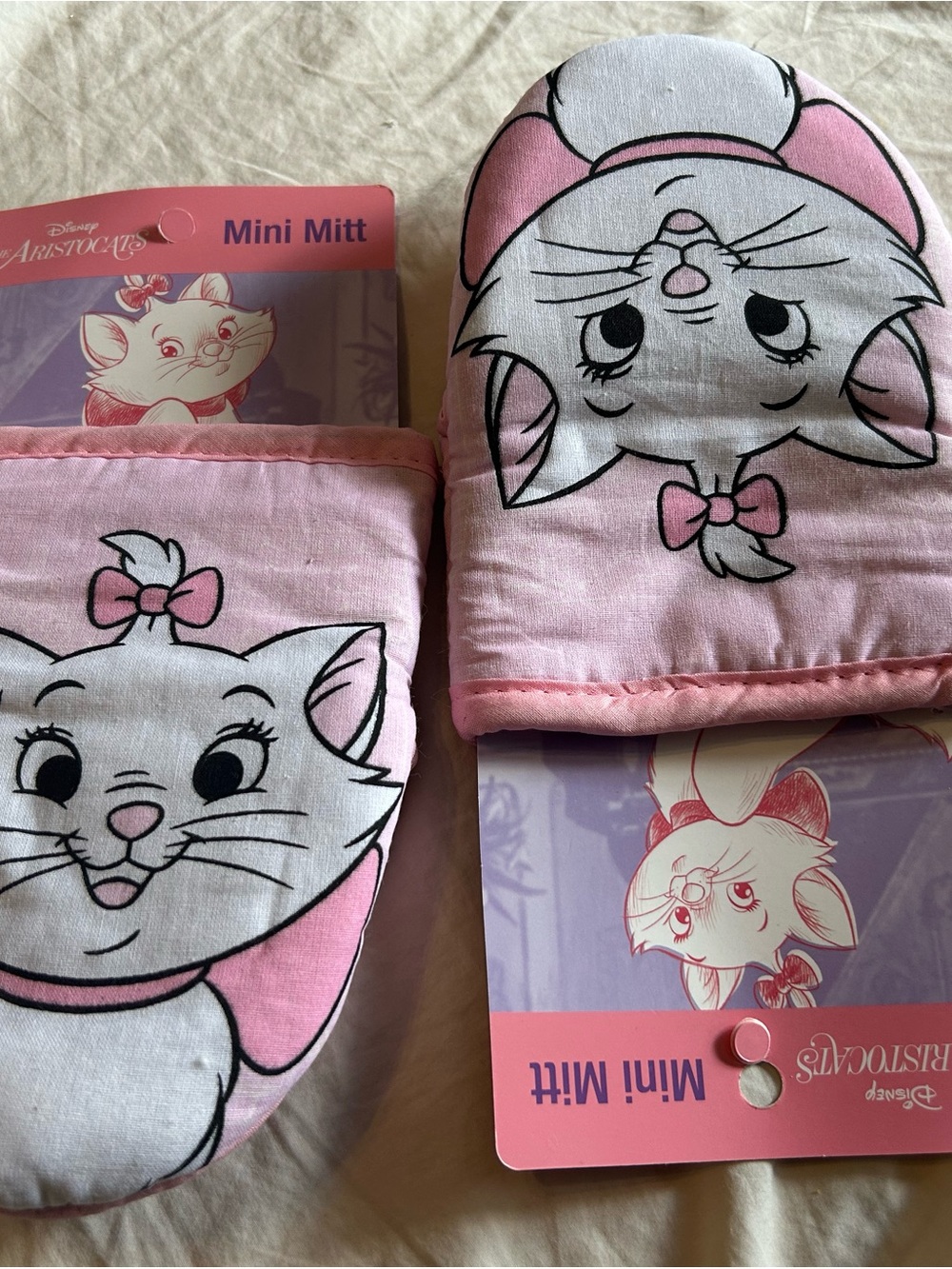 Disney Pink Marie Mini Mitts - Pair